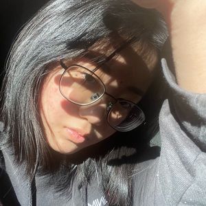 Meet your Posher, Pazia